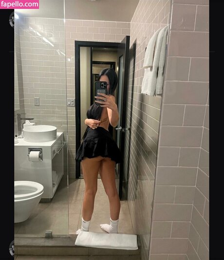 sophiakellyy model perfect pics