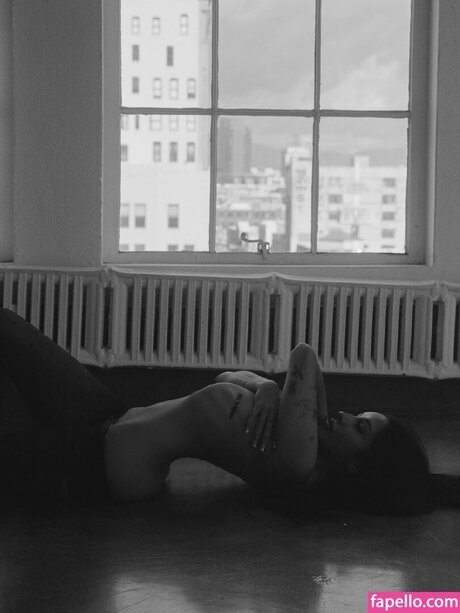 sophiakellyy sex model photo