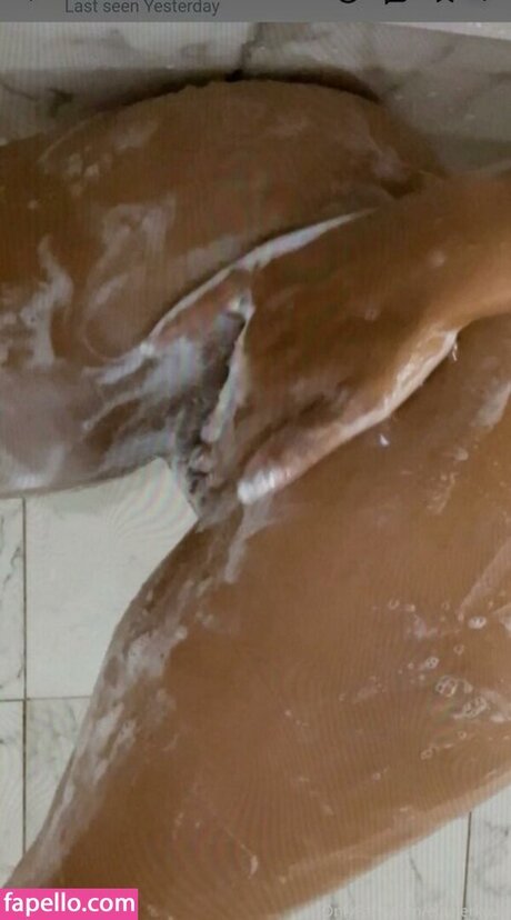 Elajerkovic actress photos