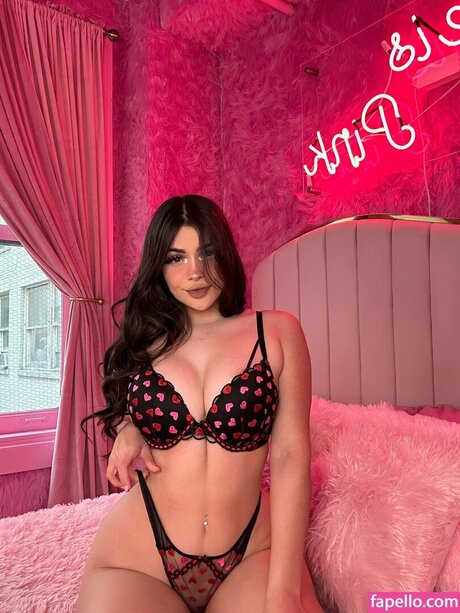 AlinaRose9 pretty pornstar archive