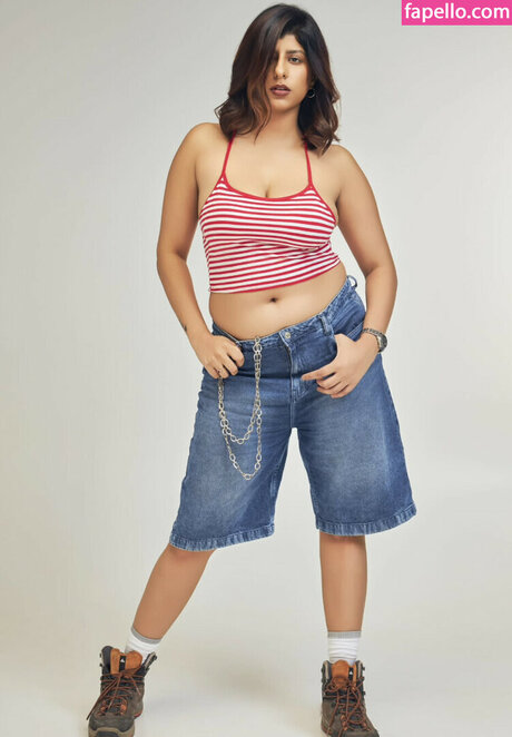 Muskan Thakurani top actress picture