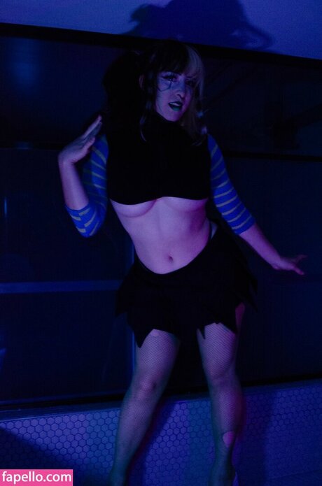 CubeCosplay nudes star archive