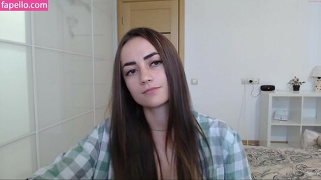 Angelina new art star pics