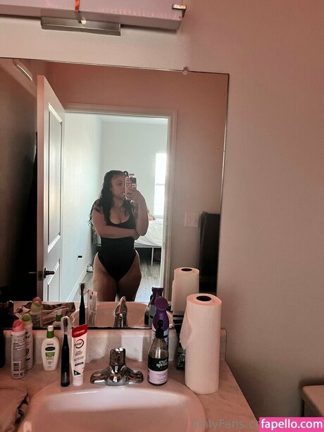 Kozzaar exclusive model pics