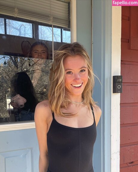 Lucia Marie pretty star picture