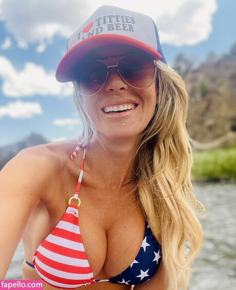 Michellek4040 pornstar sex img