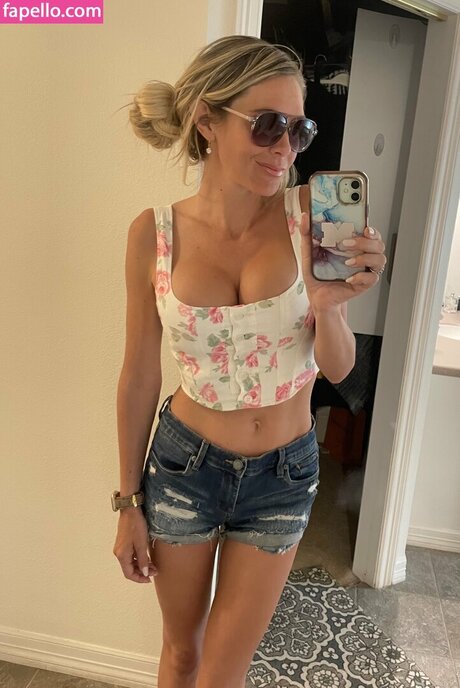 Michellek4040 pornstar hd pic