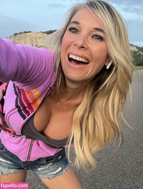 Michellek4040 sexy star pictures