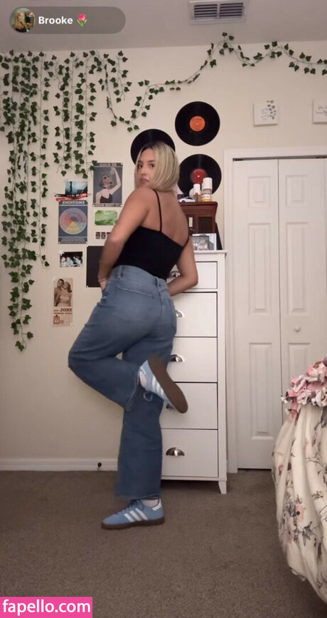 Cloud ASMR star high quality image