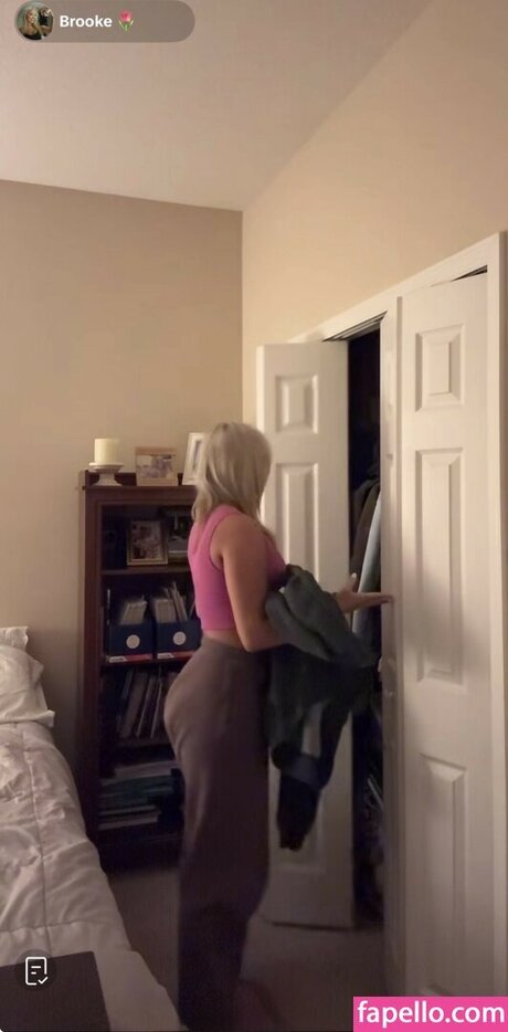 Cloud ASMR porn star img