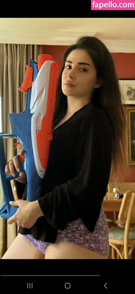 Deniz Ba da_ star galleries