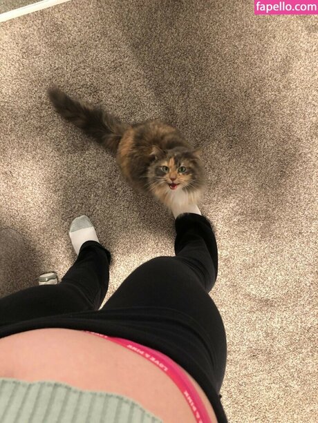 Tama Hero model sex pic