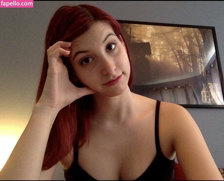 Tama Hero adult model pic