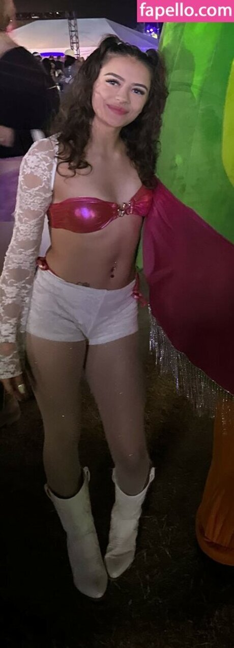 prymrr pornstar beautiful photo