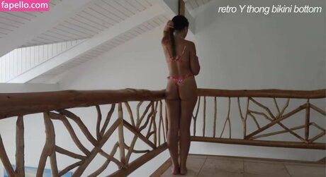 Hannah Meloche nudes star images