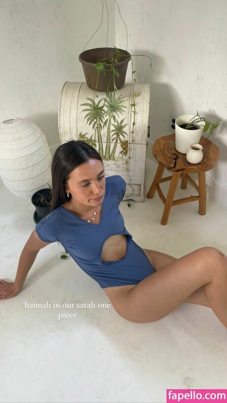 Hannah Meloche model hd galleries