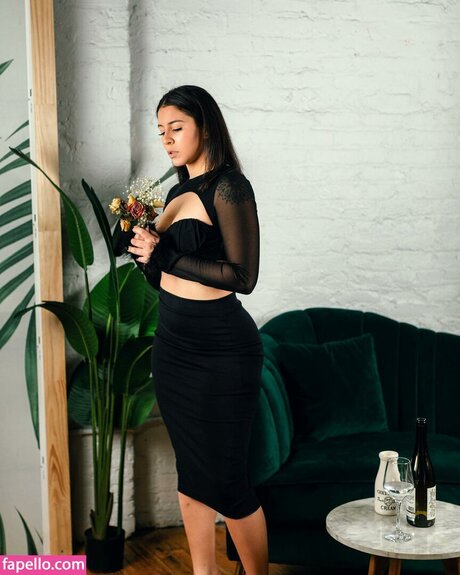 Maleni Cruz pornstar perfect galleries