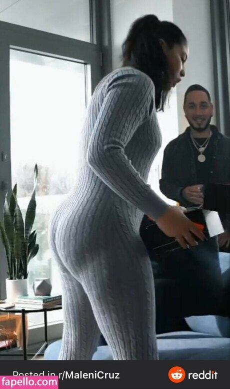 Maleni Cruz star sexy images