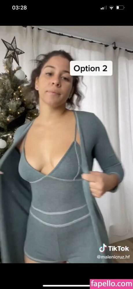 Maleni Cruz top model pictures