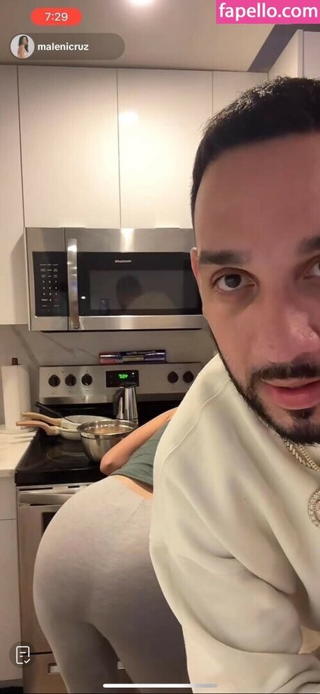 Maleni Cruz porn model images