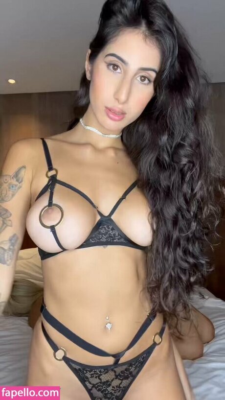 gabisaleh art actress image