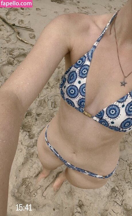 Edurd Quire11i xxx actress pictures