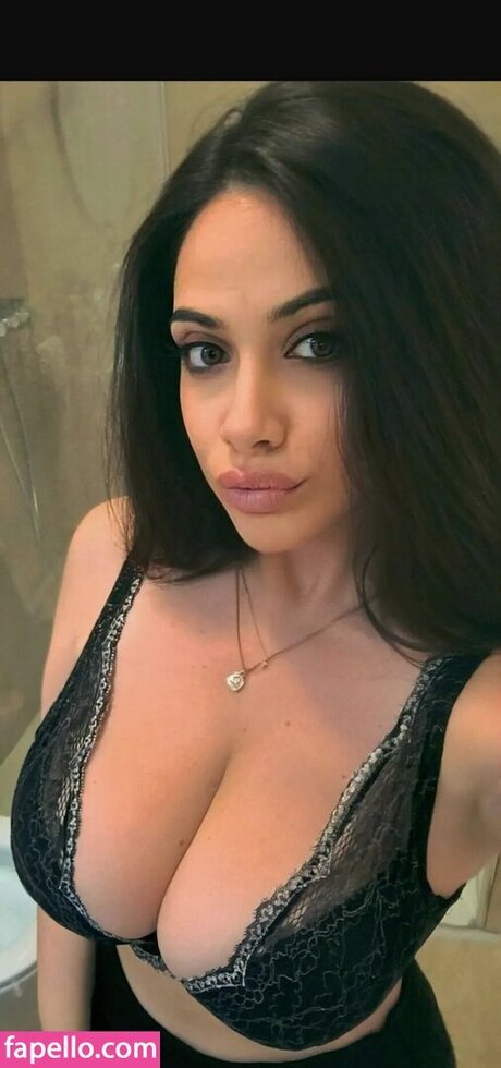 Michela Santoboni model nude pics