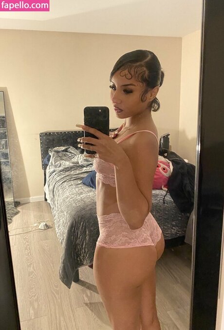 nelgenis pornstar image