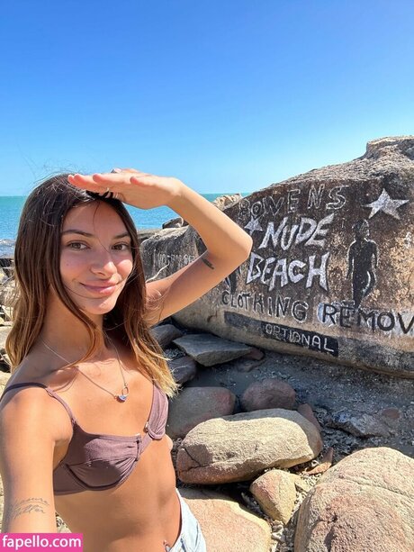 Req Cassadventures sexy model gallery