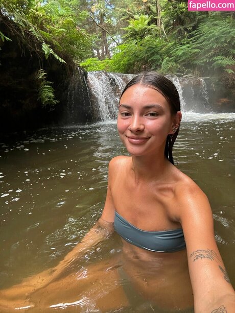 Req Cassadventures pornstar nude photo