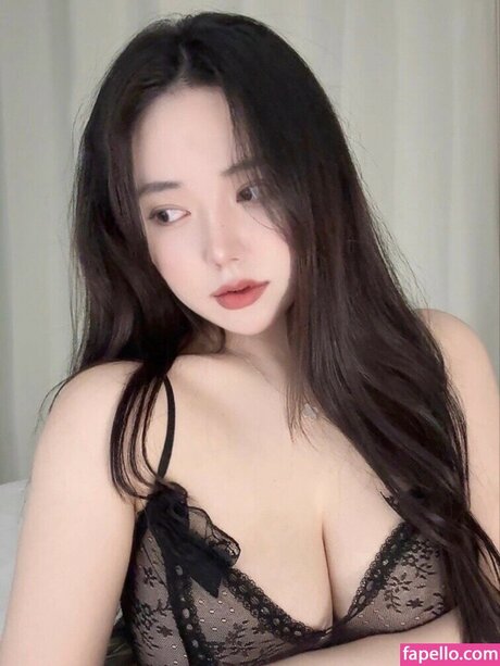 kinnjust star nudes gallery