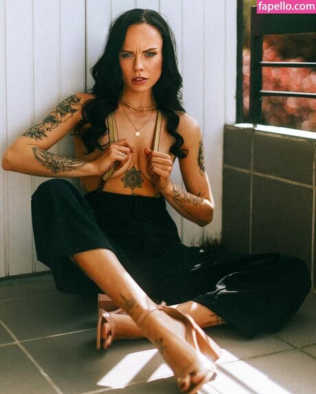 Miri Be art pornstar images