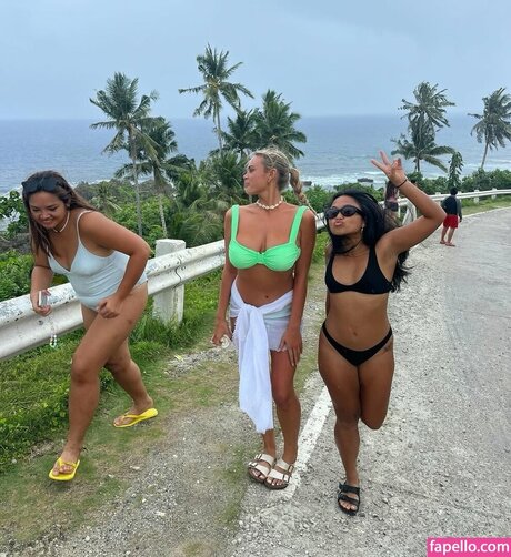 reeganbaildon_ pornstar hot img