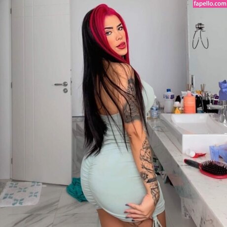 Kaah Muniz star pretty gallery