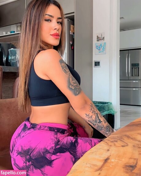 Kaah Muniz erotic pornstar galleries