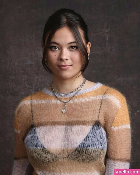 Lukita Maxwell hot actress pictures