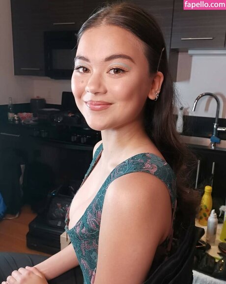 Lukita Maxwell pornstar art gallery