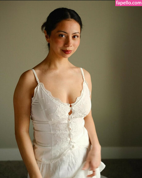 Amber Cosette model exclusive photos