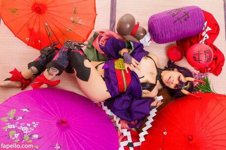 Ale Tanooki naked star photo