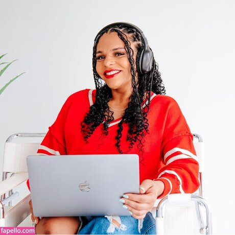 amateur lesbian onlyfans xxx image