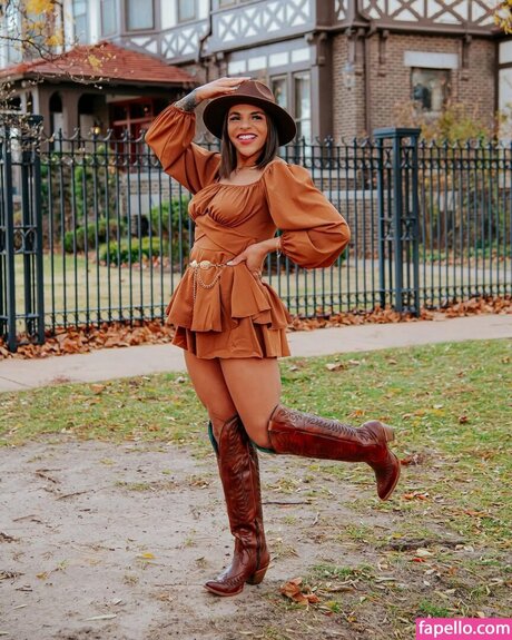 Amber Reacts pornstar art pictures