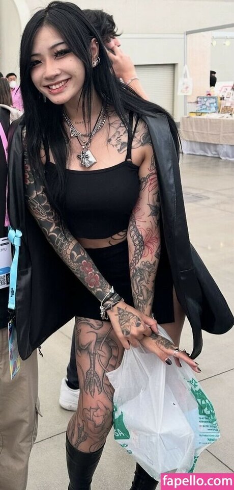 eggspringroll hot model pics