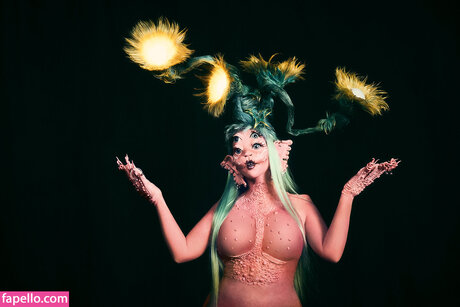 Melanie Martinez sex actress img