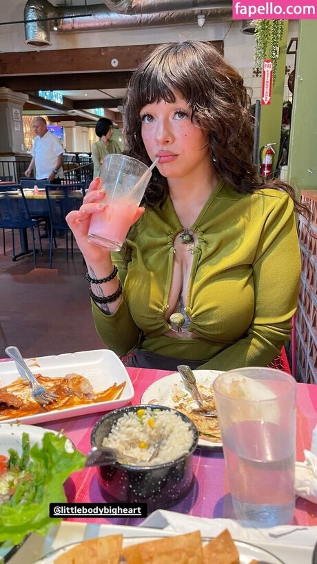 Melanie Martinez star sex photos