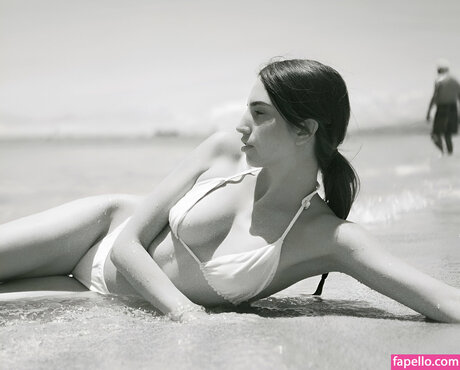 Yoncahagen sexy pornstar pic