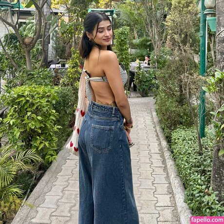 Shambhavi Singh pornstar erotic pics