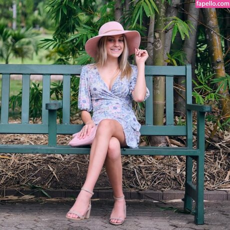 Nicola Crisa beautiful model picture