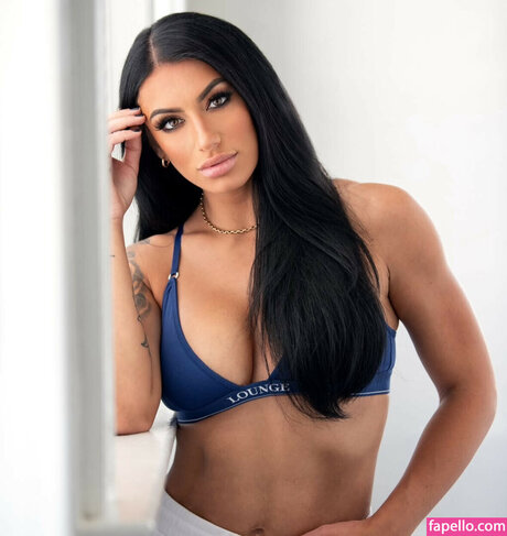 Toni Berenato art star pictures