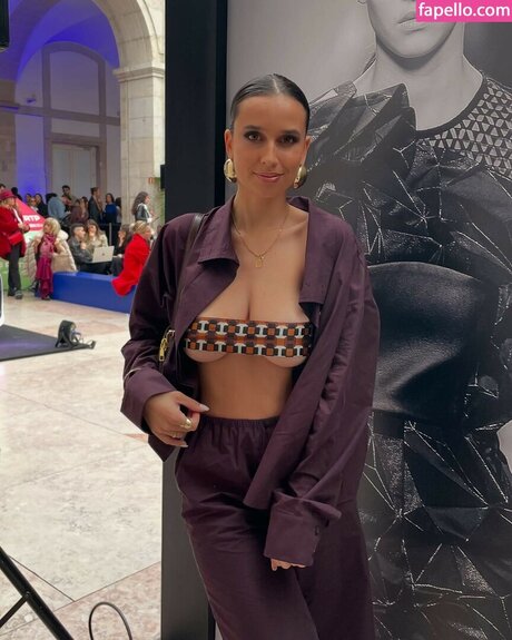 Sara Liso exclusive star pic