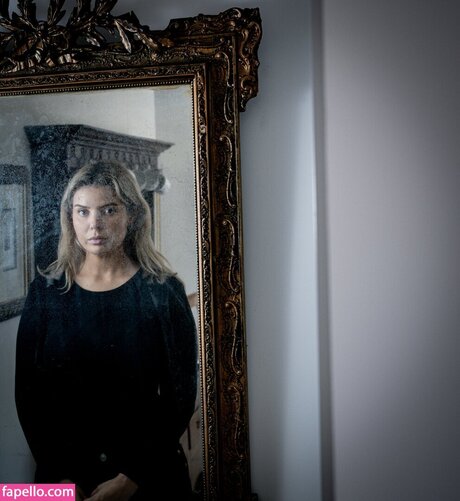 Olivia Frazer pornstar adult pic